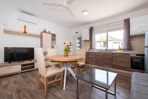 MY DALMATIA Studio apartment Blagdan with private parking — 4-Star Luxury Hotel in Zadar, Croatia