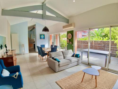 Villa MAGDA A 30 mn mer pour vacances ou cure — 4-Star Luxury Hotel in Dax, France