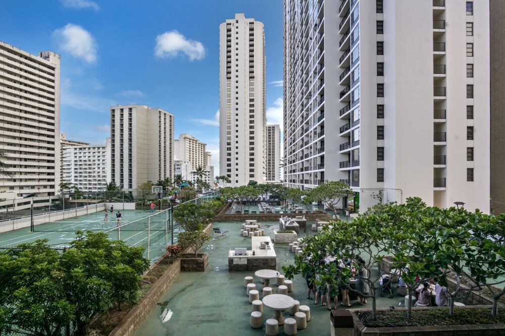 Waikiki Banyan By Darmic - photo 134