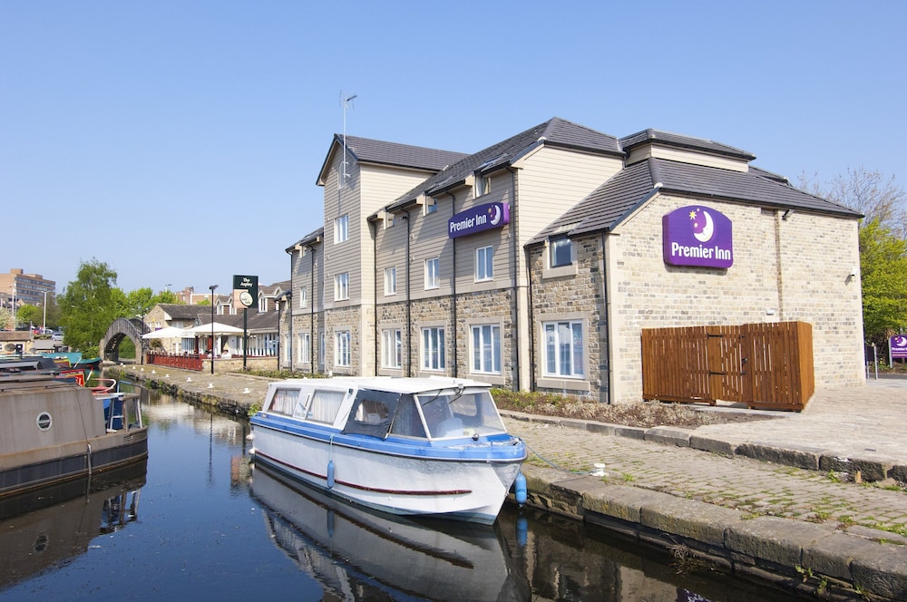 Premier Inn Huddersfield Central in Huddersfield, United Kingdom