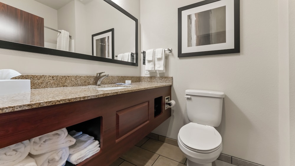Cobblestone Inn & Suites Julesburg - photo 53
