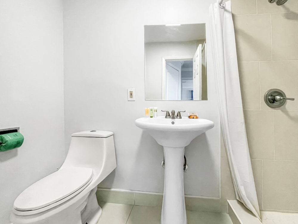 Hollywood Beach Hotels - photo 107