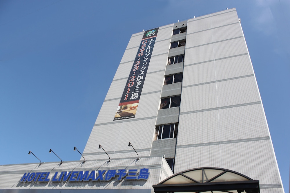 Hotel Livemax Iyo Mishima — hotel in Shikokuchuo