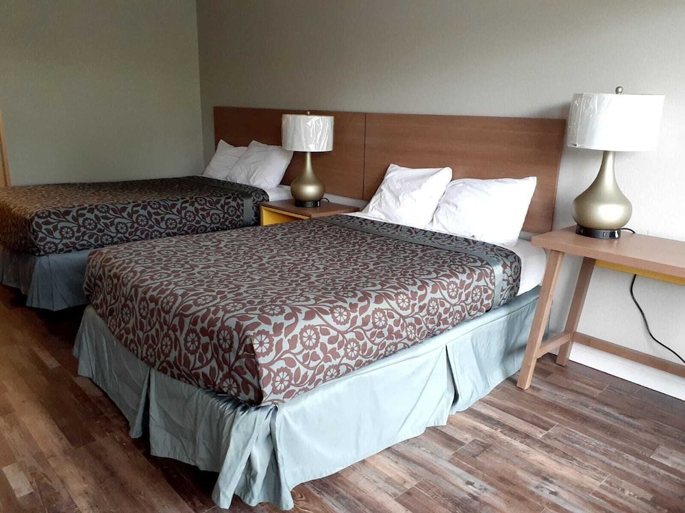 Rodeway Inn Owensboro South - photo 6