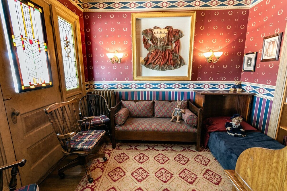 South Broadway Manor - photo 48