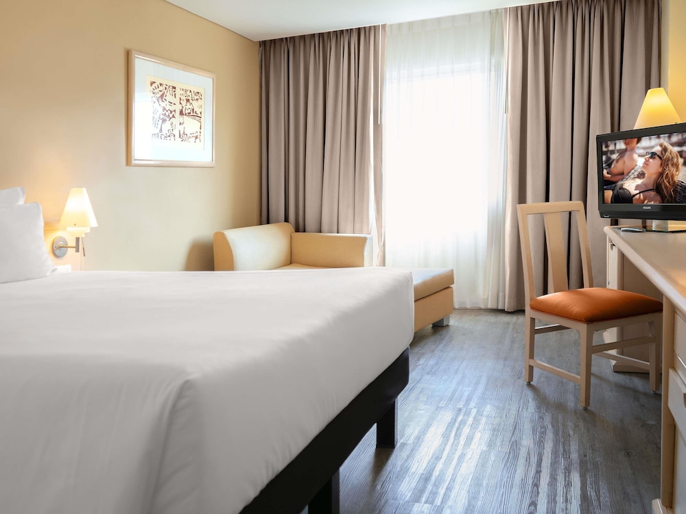 Novotel Monterrey Valle