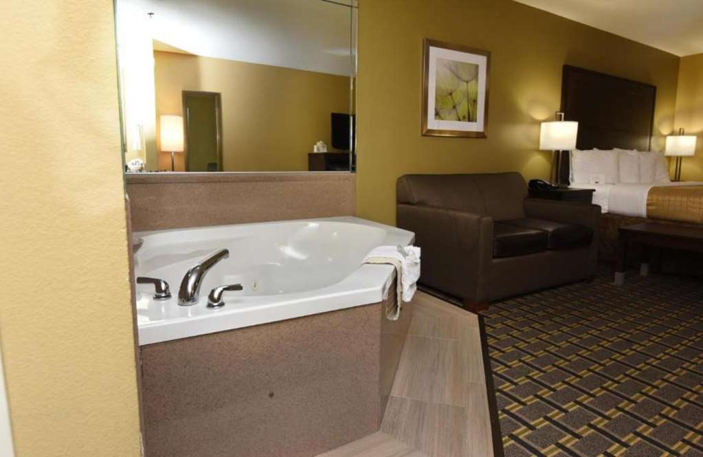 Best Western Zachary Inn - photo 8