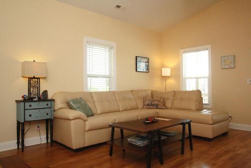 Bonne Mer by Oak Island Accommodations - photo 2