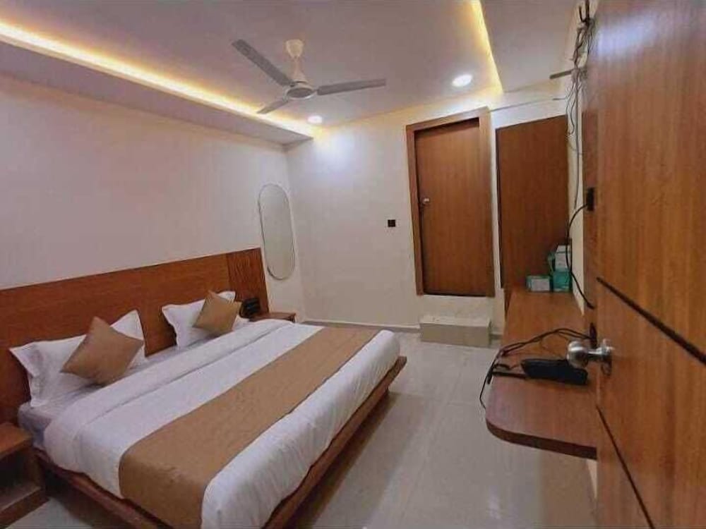 Hotel Konark — Ahmedabad — photo 4