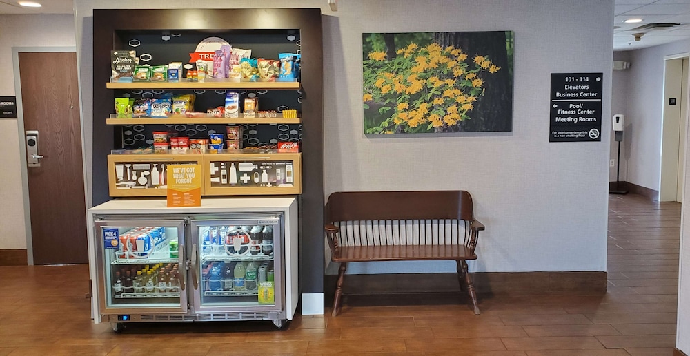 Hampton Inn Hillsville - photo 57