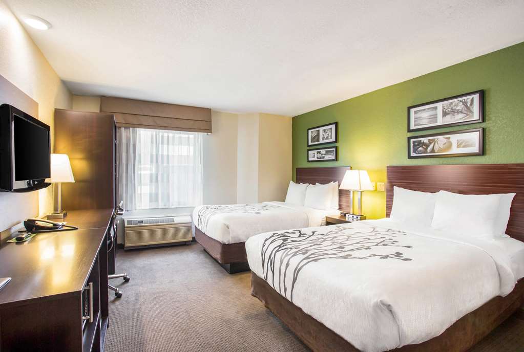 Quality Inn Kansas City International Airport - photo 7