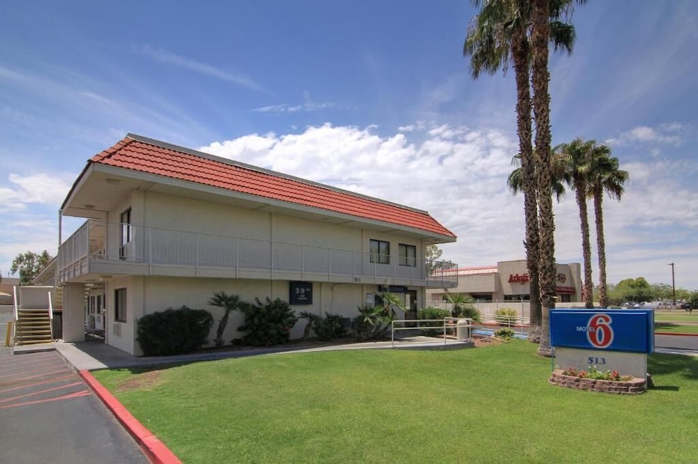 Motel 6 Tempe AZ Broadway ASU - photo 18