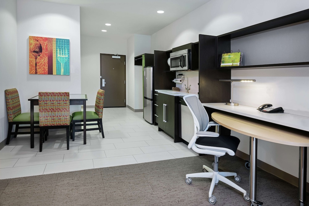 Home2 Suites by Hilton Austin Airport - photo 8