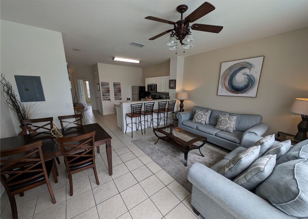 Beautiful 3 bed Townhome in Windsor Hills Resort - featured photo