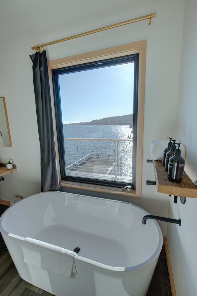 Bowline Hotel - photo 43
