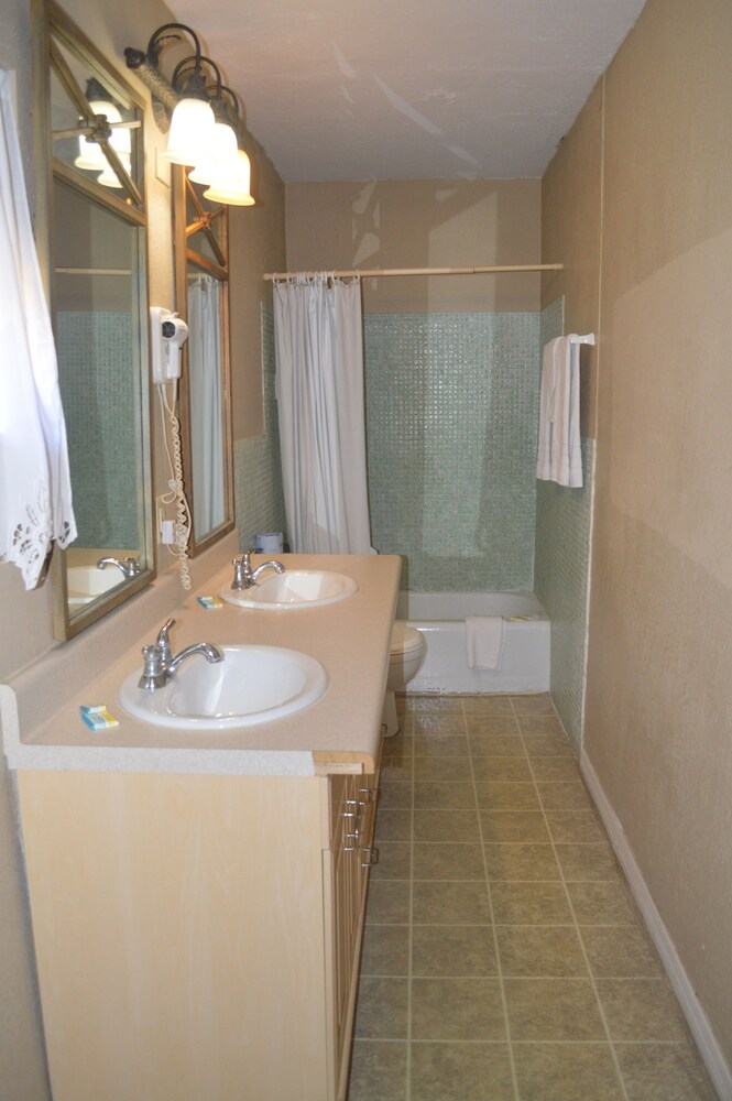 Tarpon Inn - photo 44