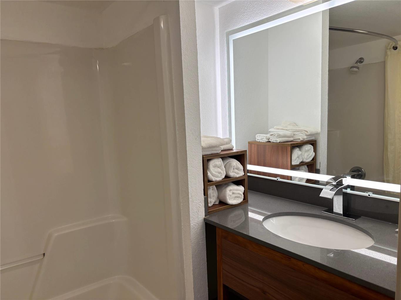 Econo Lodge Yazoo City - photo 24