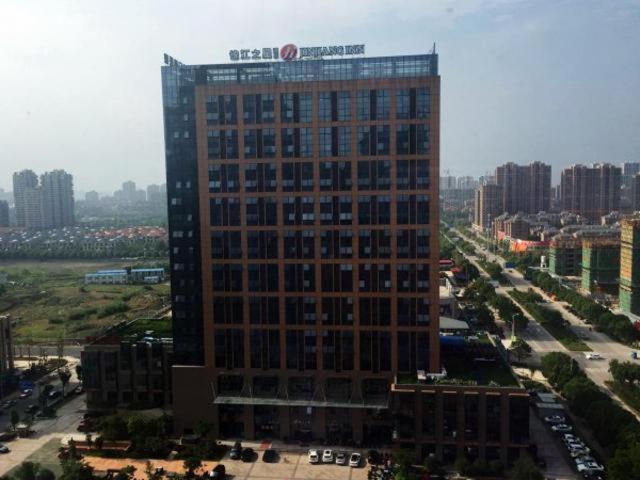 Jinjiang Inn Select - carbon neutral hotel in Jiaxing
