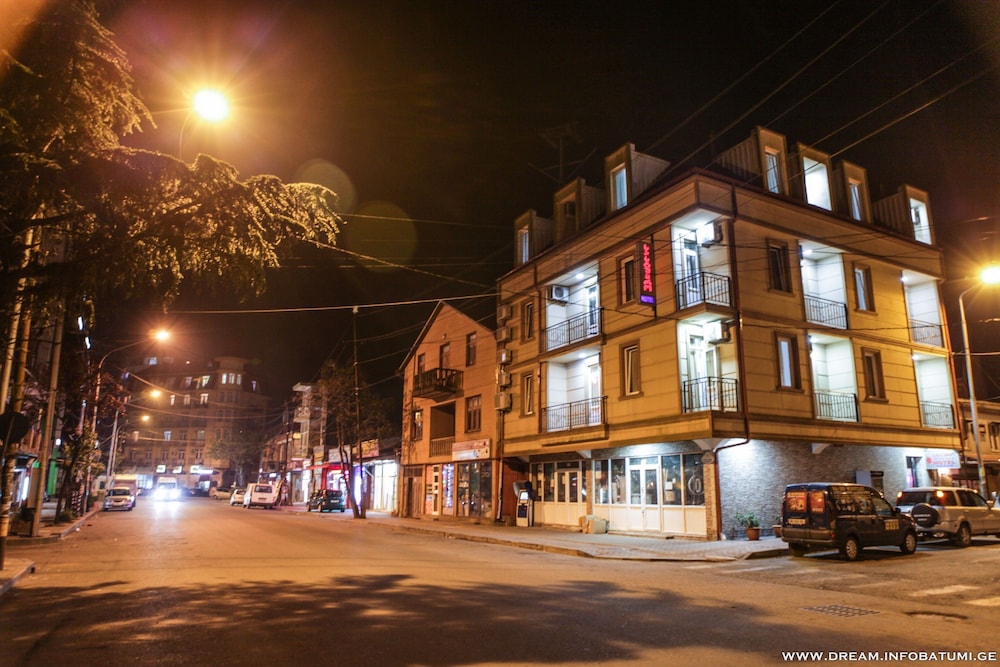 Hotel Dream - last minute hotel in Batumi