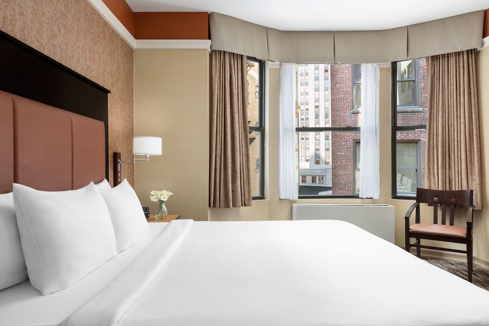 The Hotel @ Fifth Avenue - photo 18
