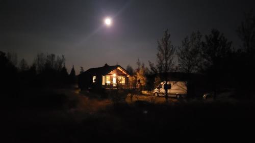Thingvellir Lake Cottage