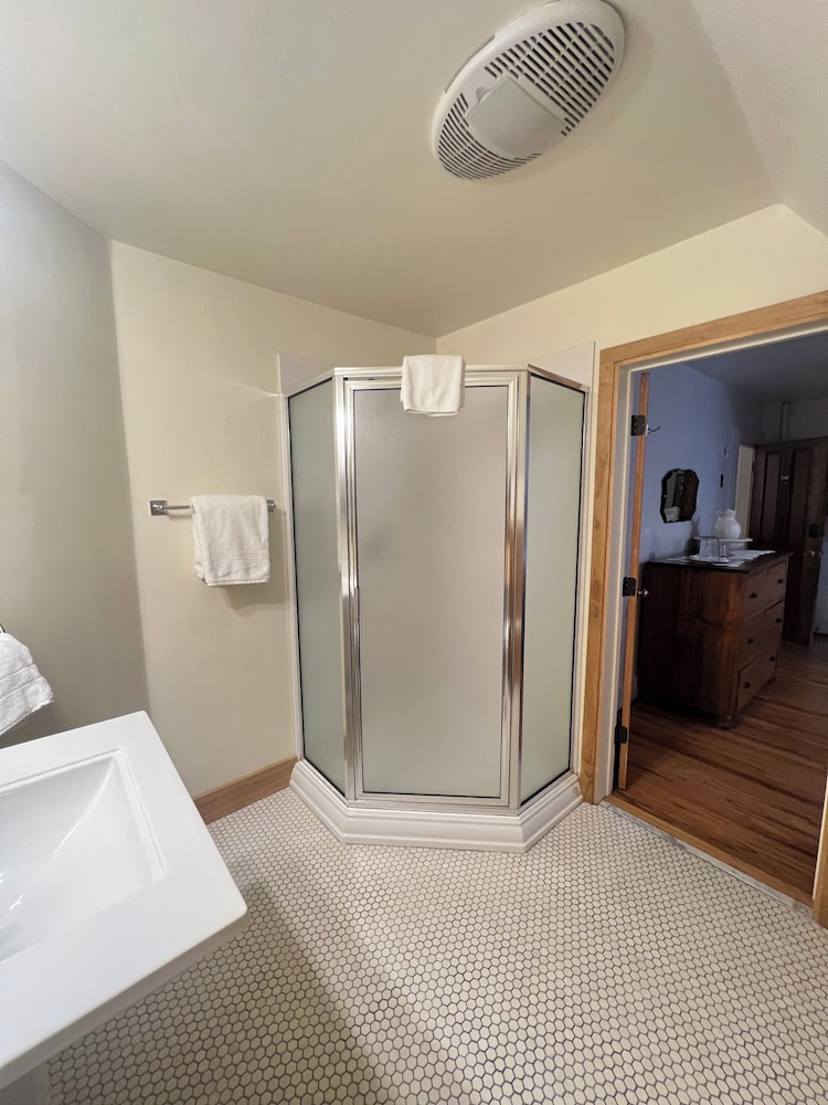 Gable House Bed and Breakfast Inn - photo 50