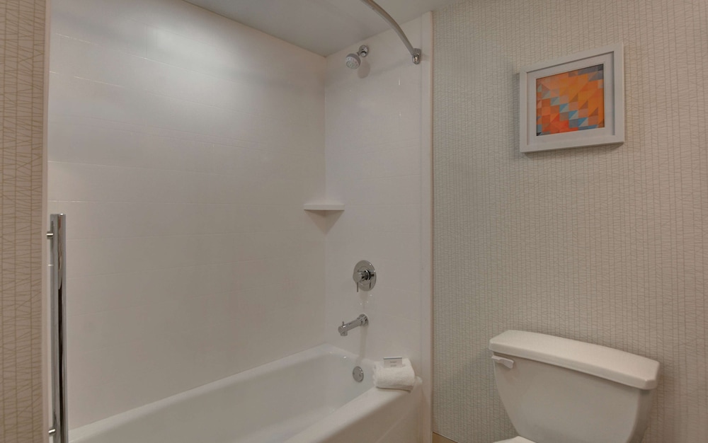 Hampton Inn Greenwood - photo 29