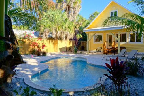Covey Cottage — 4-Star Luxury Hotel in Anna Maria, United States
