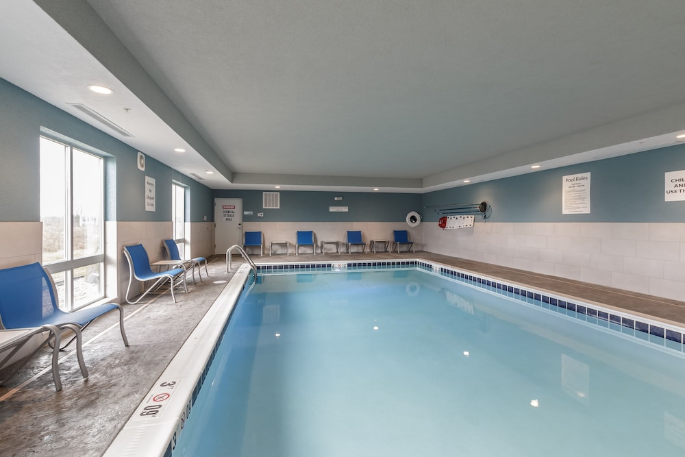 Holiday Inn Express & Suites South Bend Casino by IHG - photo 7