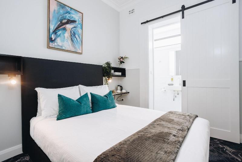 Royal Hotel Wyong — hotel in Wyong