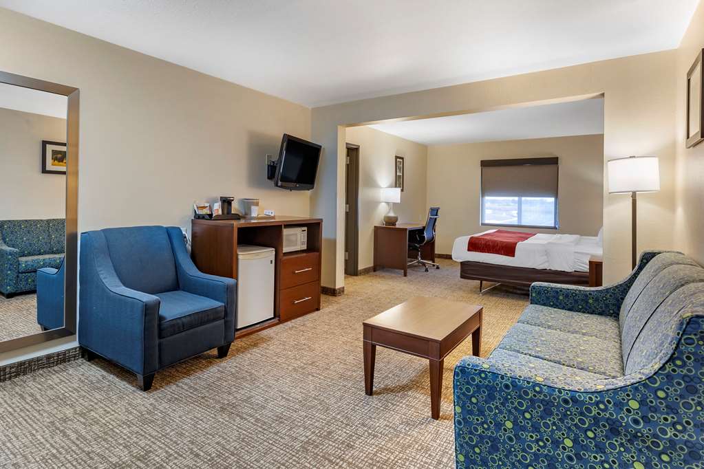 Comfort Inn & Suites Greenville I 70 - photo 20