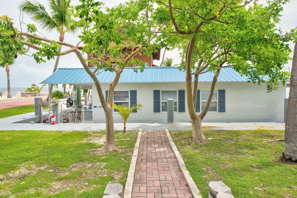 Aqua Lodges at 47th Street Gulfside - photo 21