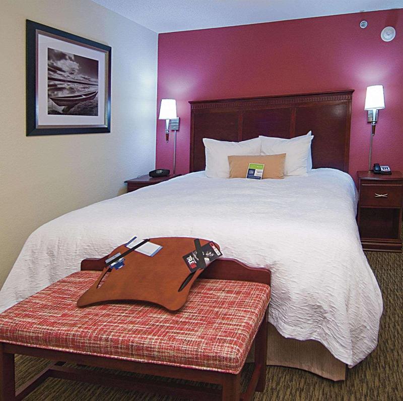 Hampton Inn & Suites Millington - photo 48