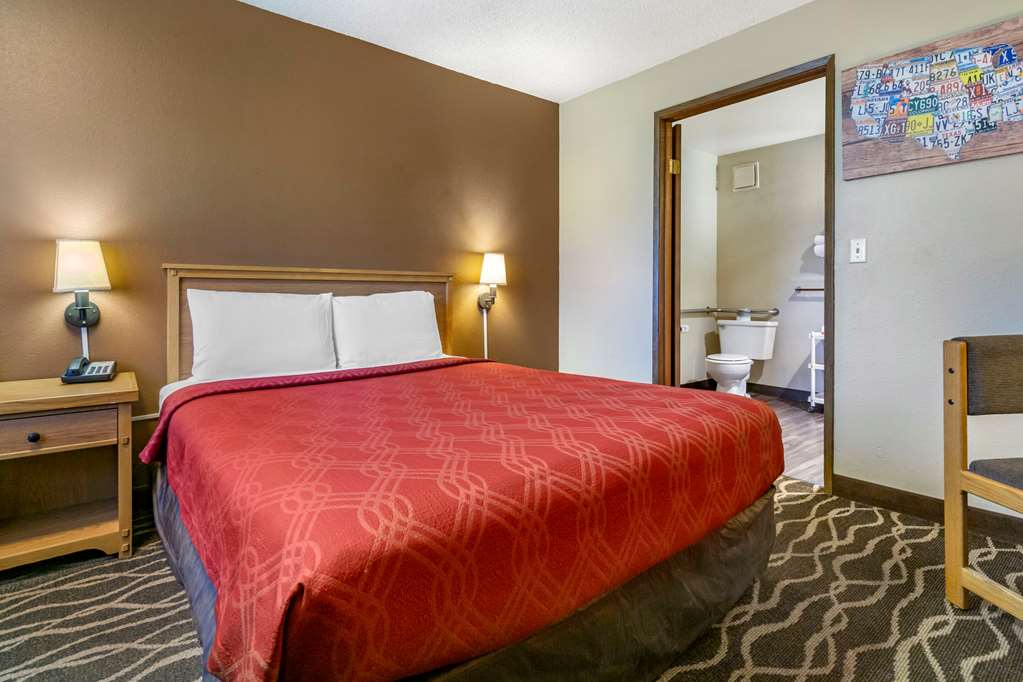 Econo Lodge Ellensburg Near University - photo 18