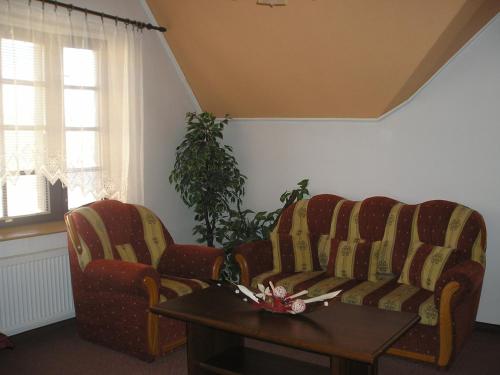 Hotel Glob l — hotel in Sokolov