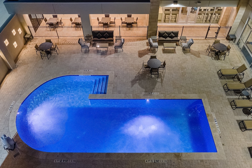 Holiday Inn Express & Suites Houston Memorial City Centre by IHG - photo 21