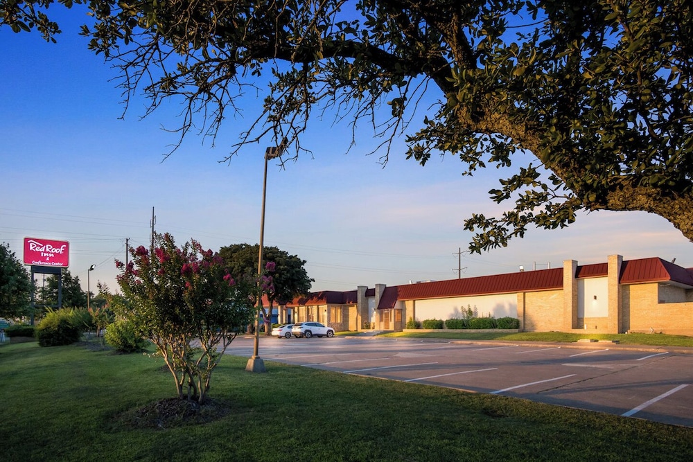 Red Roof Inn & Conference Center McKinney - photo 35