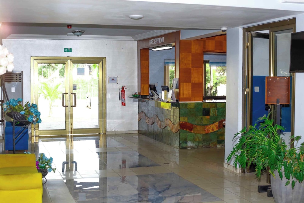 Ave Maria Hotel — Accra — photo 2