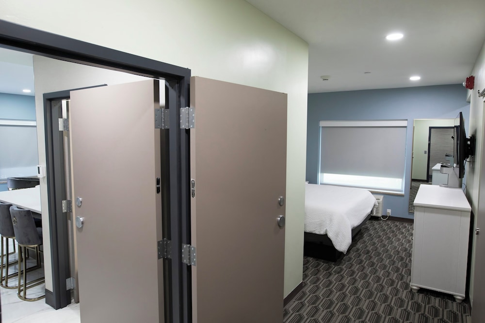 Holiday Inn Kansas City Downtown - photo 26