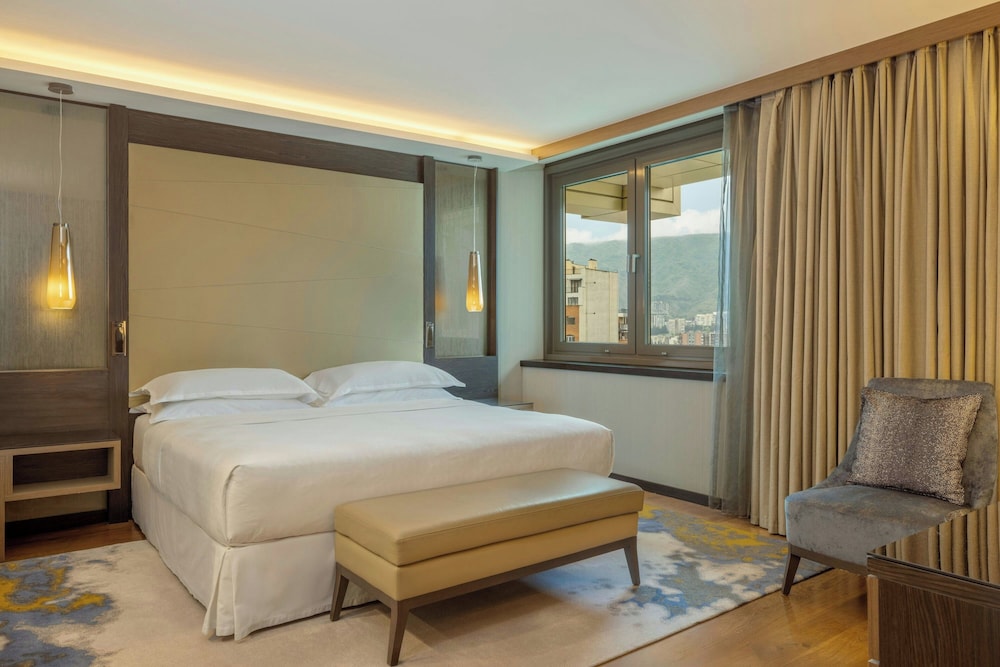 Sheraton Grand Tbilisi Metechi Palace