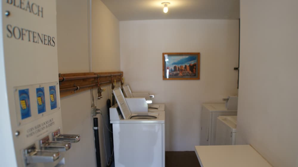 Adventure Inn & Motel - photo 27