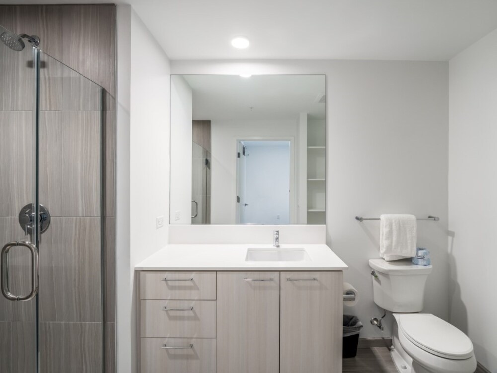 Global Luxury Suites at Reston Town Center - photo 74