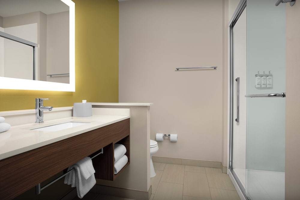Holiday Inn Express & Suites Birmingham Homewood by IHG - photo 14