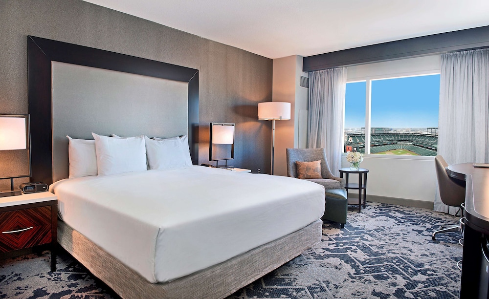 Hilton Baltimore Inner Harbor - photo 15