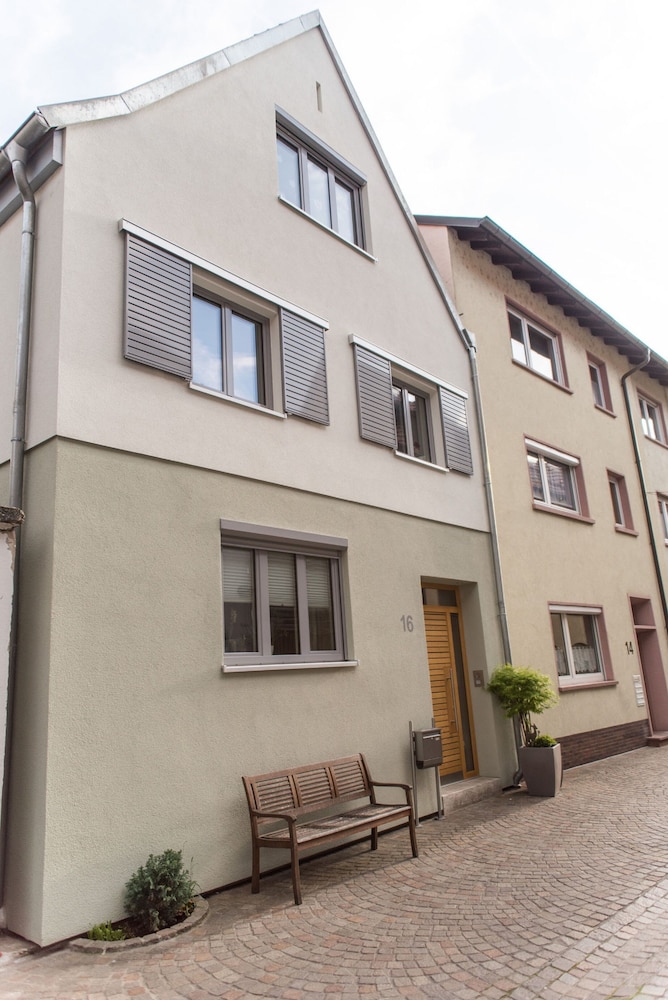 Schlafplätzle — hotel in Karlstadt
