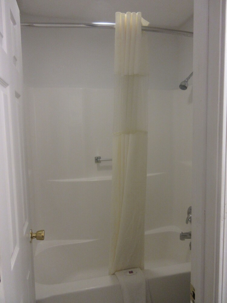 Magnuson Hotel St Robert Ft Leonard Wood - photo 19