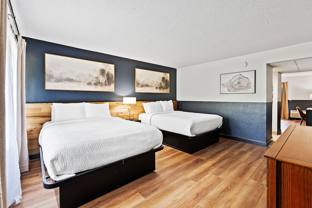 Tremont Lodge & Resort - photo 135