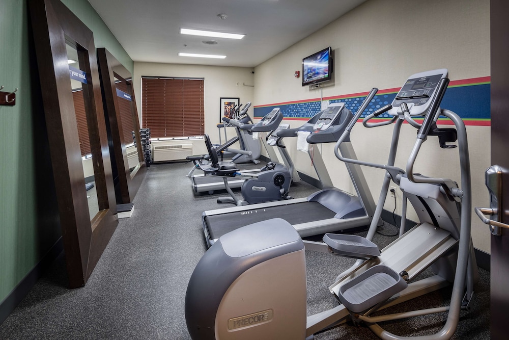 Hampton Inn San Francisco Airport - photo 31