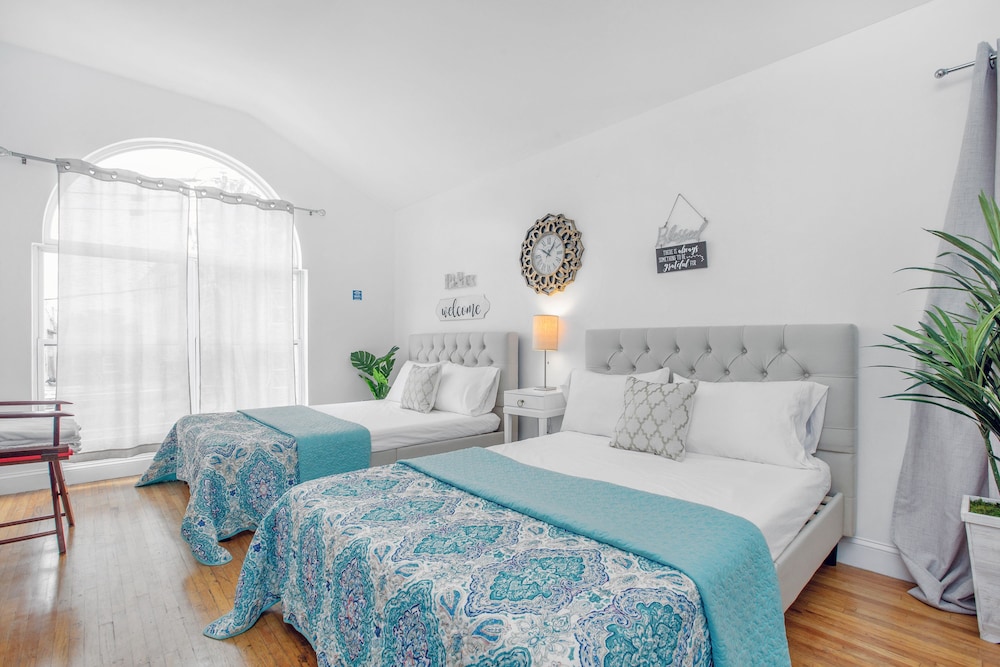 Racpanos Modern Stay on Forrest Street - photo 13