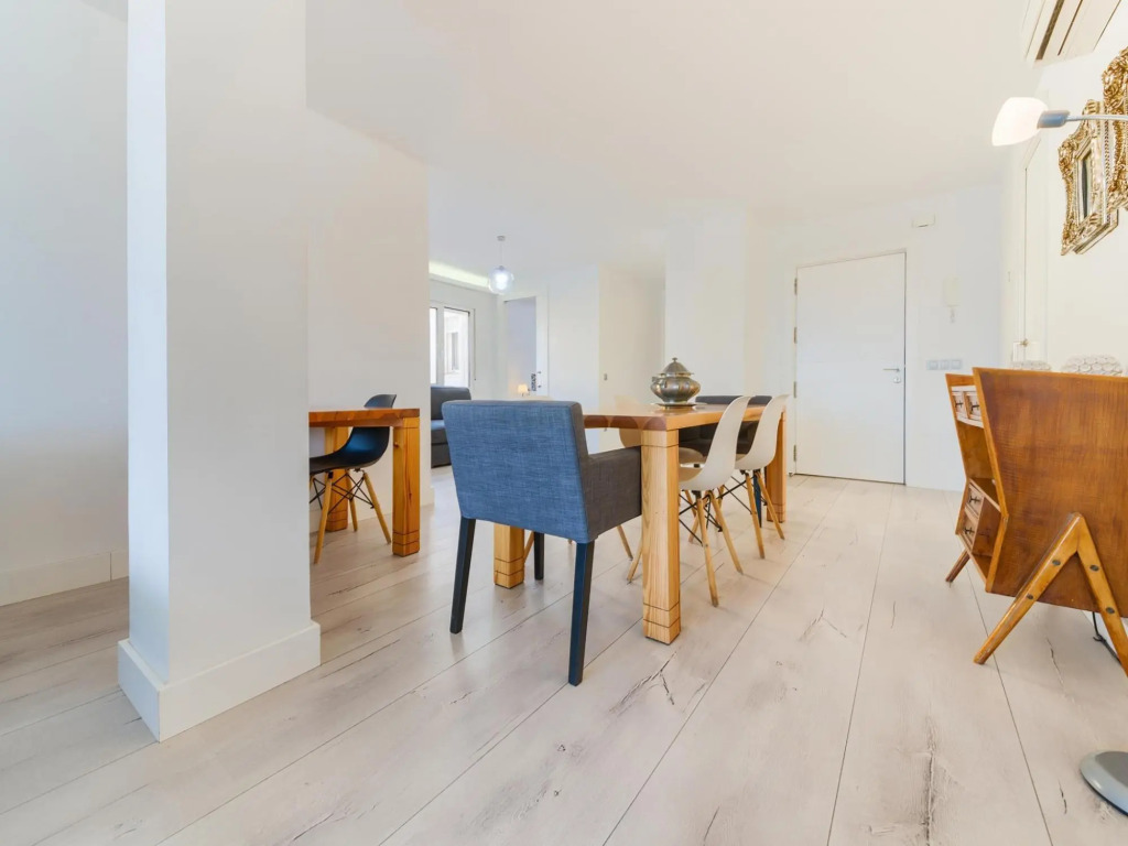 Reding 33 With Terrace - last minute hotel in Malaga